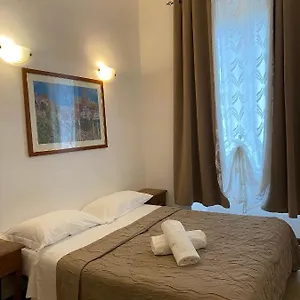 Bed & Breakfast September