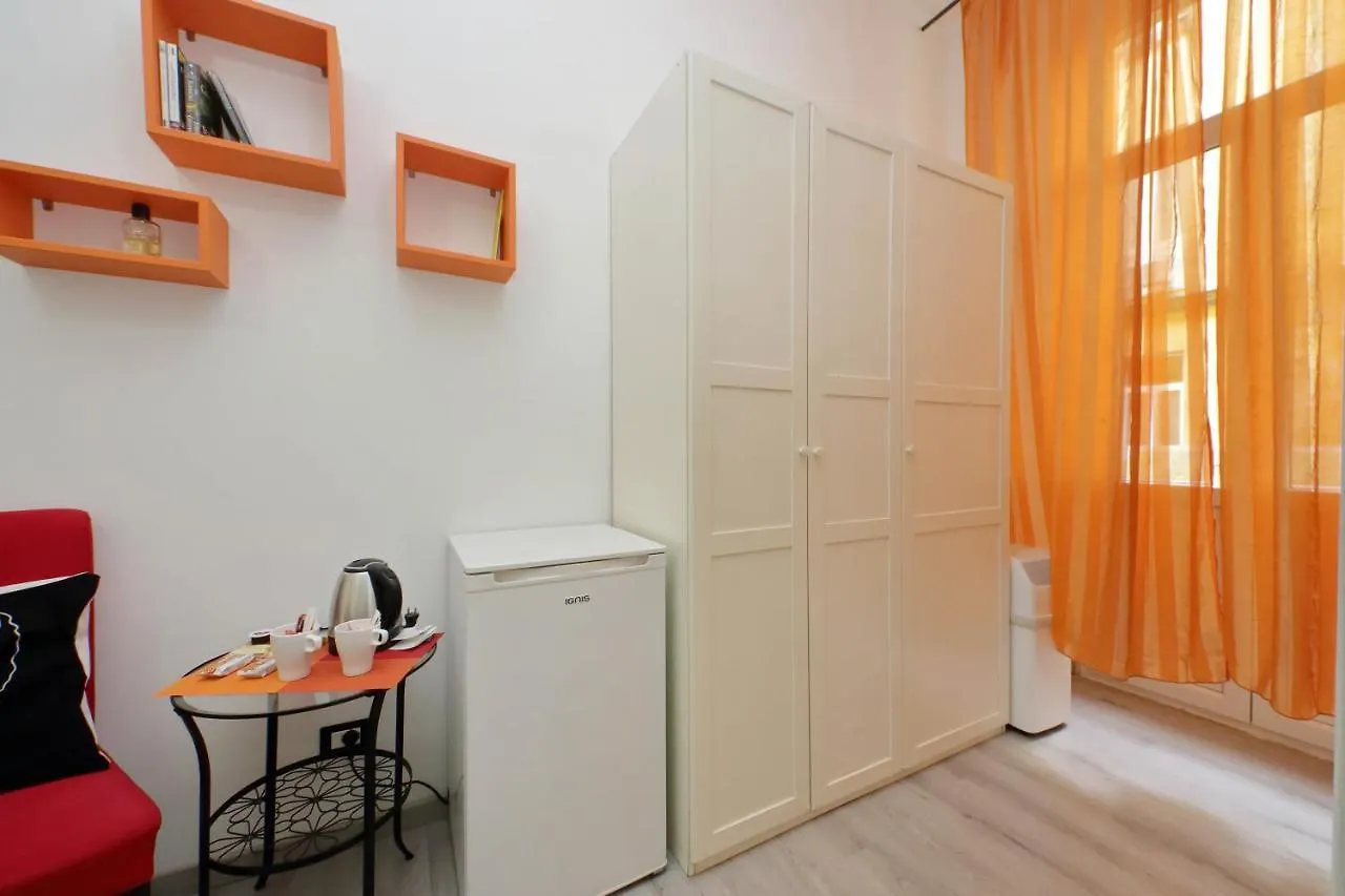 Lucky Holiday Rooms Rome Guest house