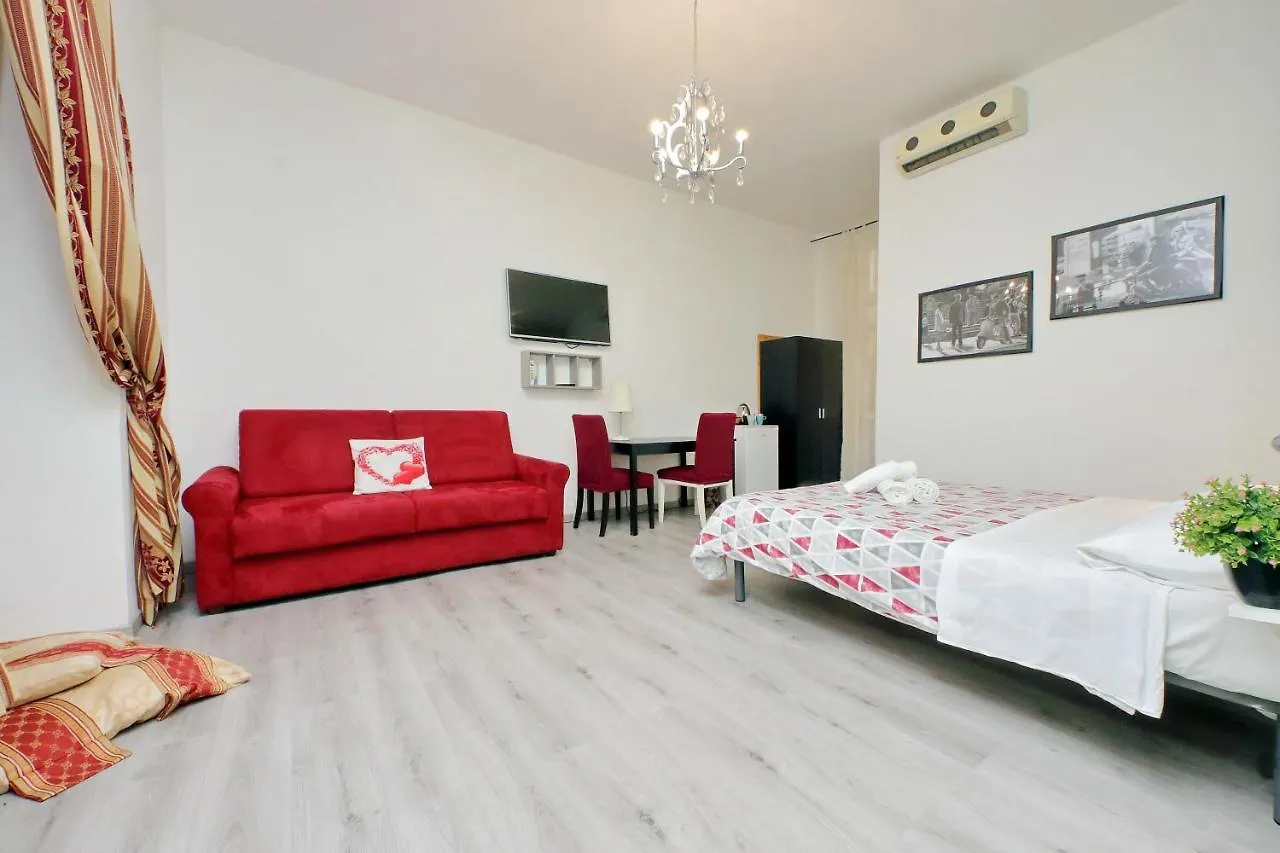 Lucky Holiday Rooms Rome 3*,
